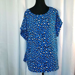 Leopard print short sleeve blouse